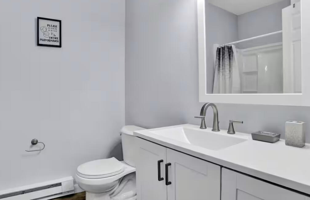 House on Lake Sinca House on Lake Sinca